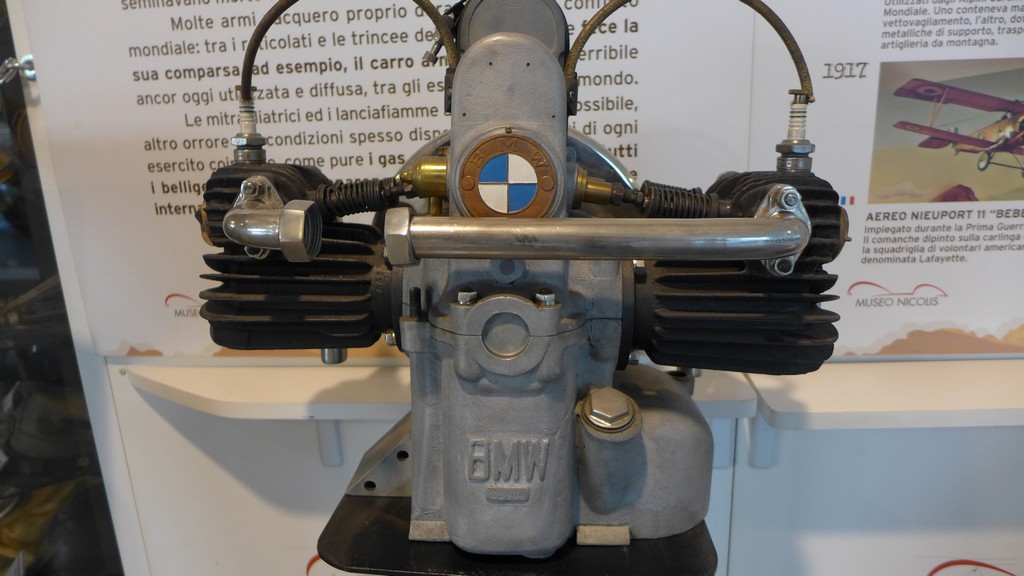 Name:  Boxer BMW motor early   P1220897.jpg
Views: 1093
Size:  146.3 KB