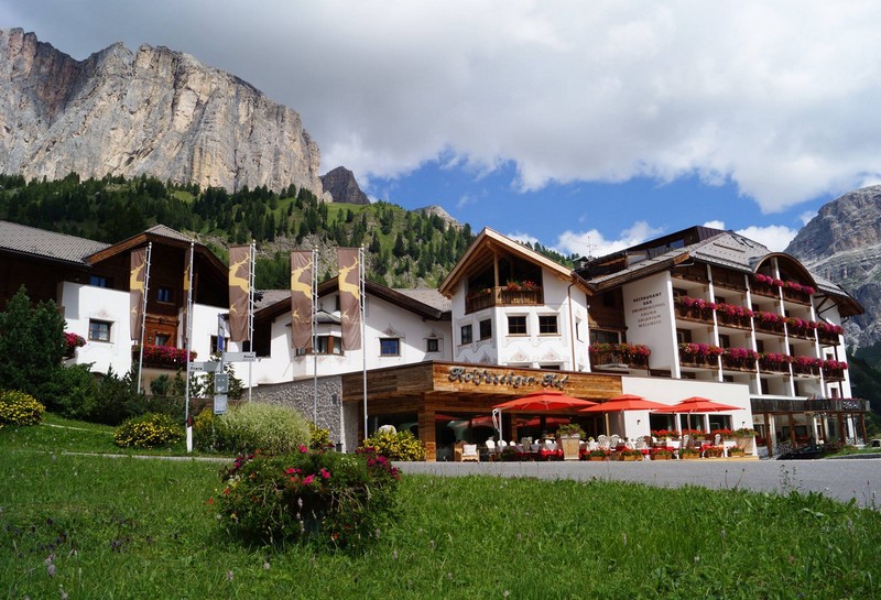 Name:  Sella  Hotel Kolfuschgerhof     10499343_704382849598048_534667051736844303_o.jpg
Views: 30698
Size:  155.6 KB