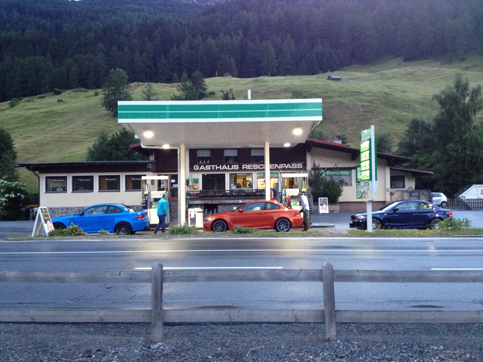 Name:  Stelvio getting fuel.jpg
Views: 1204
Size:  132.9 KB