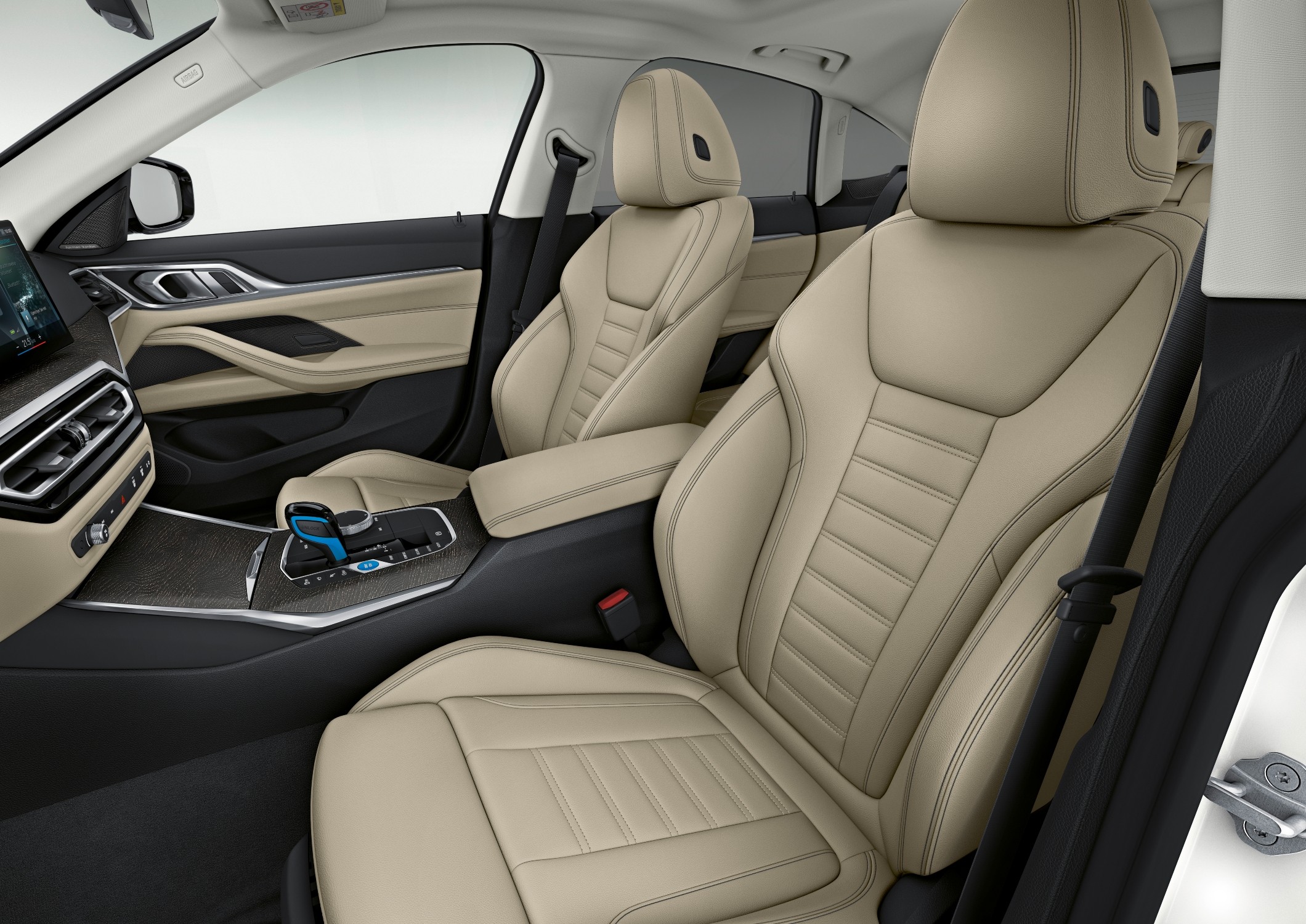 Name:  P90422901_lowRes_bmw-i4-interieur.jpg
Views: 1682
Size:  708.5 KB