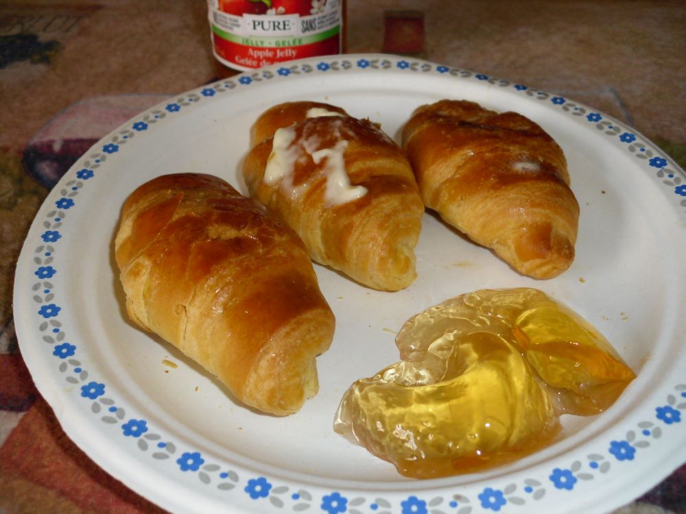 Name:  Croissants..JPG
Views: 693
Size:  93.6 KB