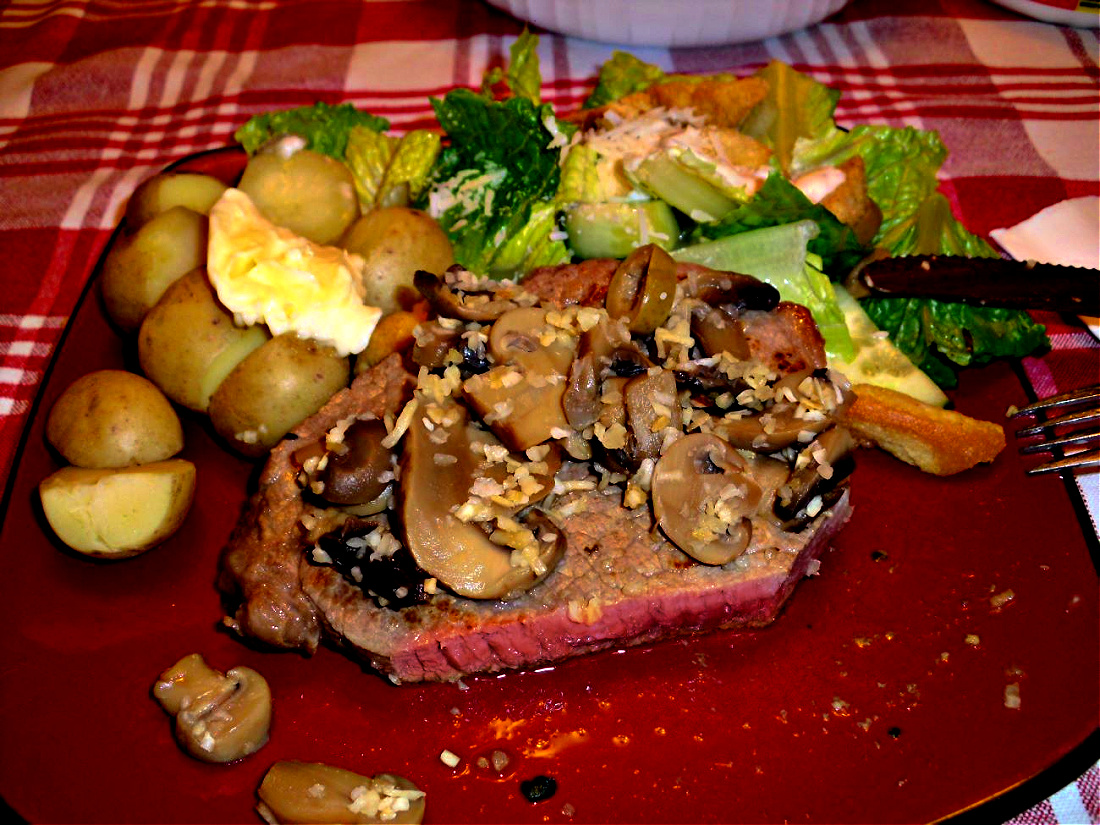 Name:  Steak. (1).jpg
Views: 387
Size:  483.5 KB