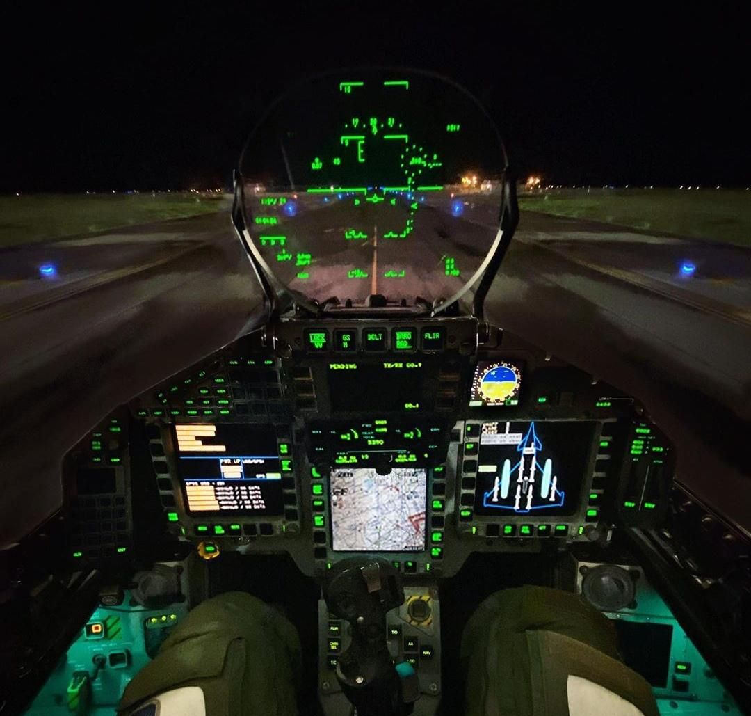 Name:  Eurofighter_Cockpit.jpg
Views: 2782
Size:  116.9 KB