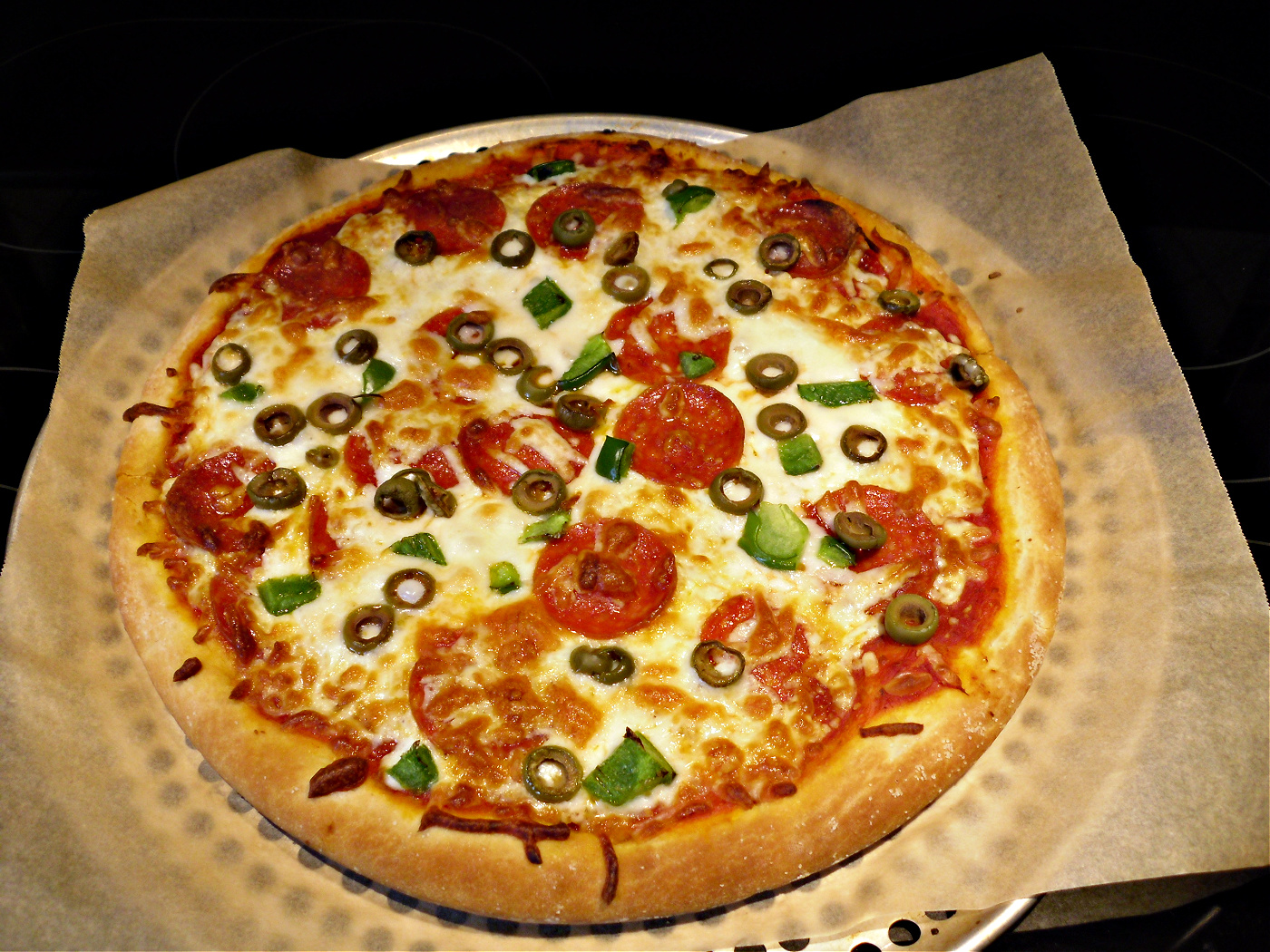 Name:  Pizza..jpg
Views: 479
Size:  872.5 KB