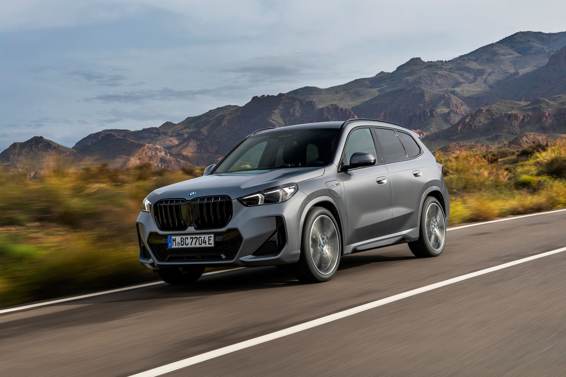 Name:  P90465636_lowRes_the-all-new-bmw-x1-x.jpg
Views: 8314
Size:  574.0 KB