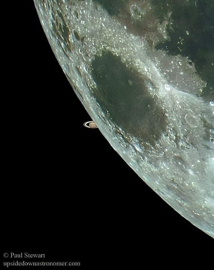 Name:  Moon & Saturn.jpg
Views: 577
Size:  68.9 KB