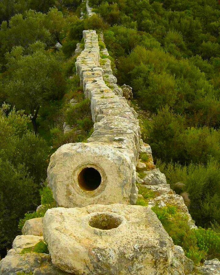 Name:  Roman aquaduct..jpg
Views: 611
Size:  232.7 KB