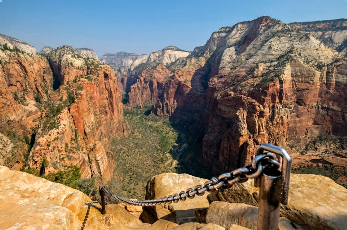 Name:  142-Angels Landing(4).jpg
Views: 369
Size:  762.4 KB