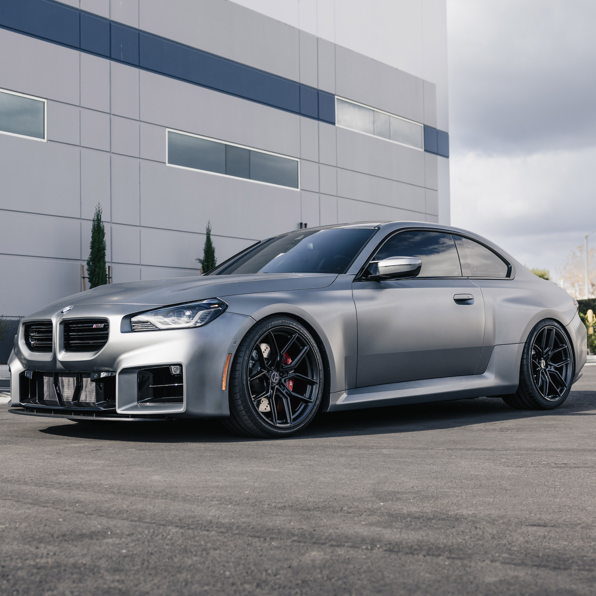 Name:  bmw-g87-m2-mv-forged-plus-mvf5-satin-black-wheels-12.jpg
Views: 4
Size:  659.4 KB