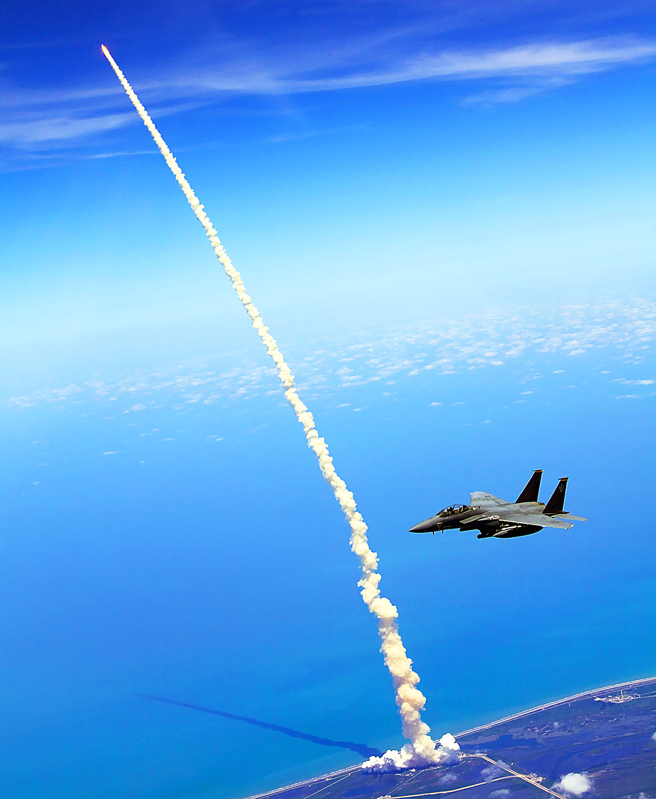 Name:  F15_SpaceShuttle_03.jpg
Views: 151
Size:  249.2 KB