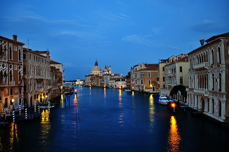 Name:  ShopVac- Venezia Grand Canal.jpg
Views: 1280
Size:  352.7 KB