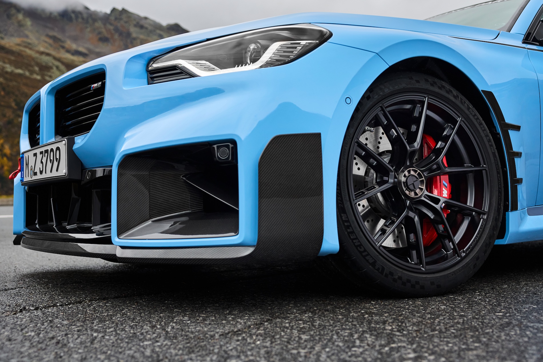 Name:  P90532248_highRes_the-all-new-bmw-m2-w.jpg
Views: 258
Size:  720.4 KB